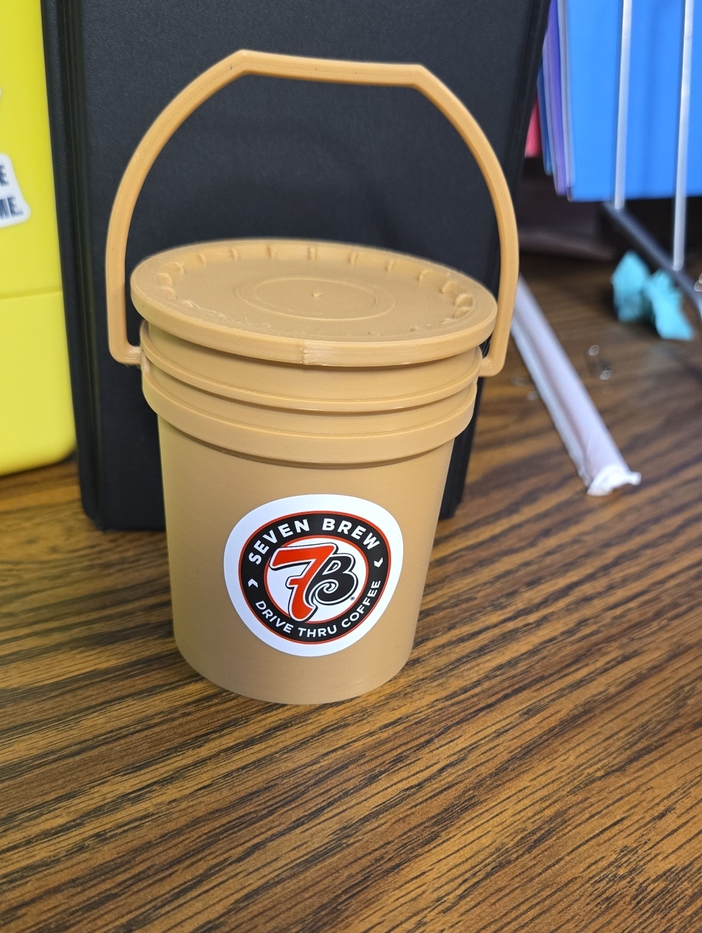 7 Brews Mini Bucket Party Favor with Handle